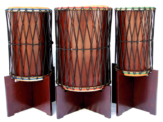 3-Djun Set with Adult Stands